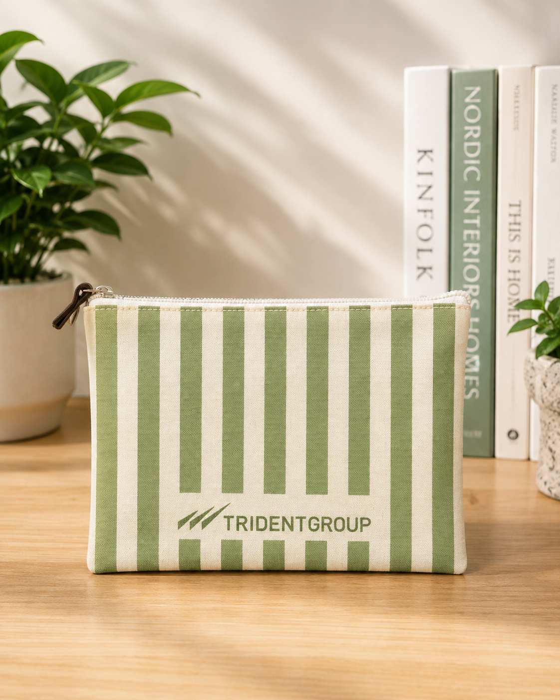 CustomCanvas Zipper Pouch